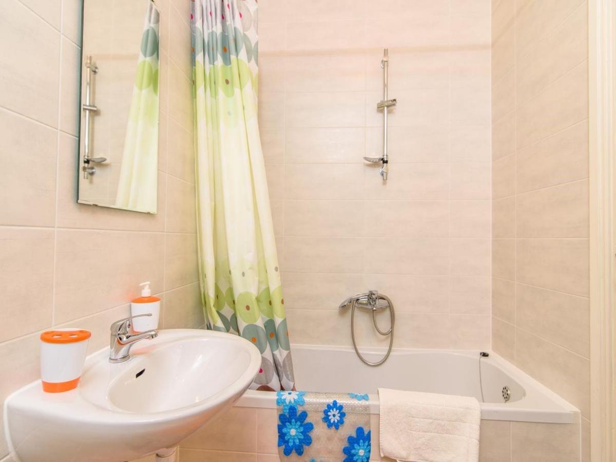 Apartments Beba - Peaceful Location Трогір Екстер'єр фото